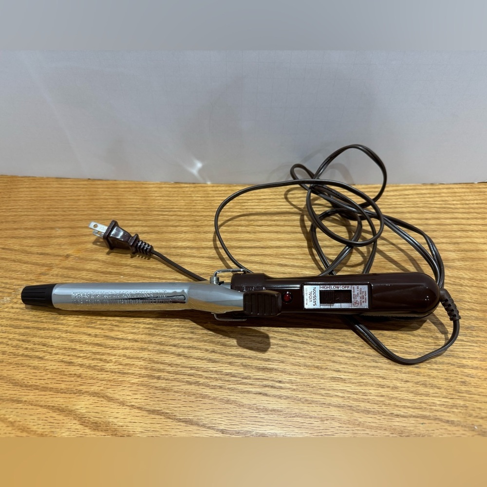 Vintage Vidal Sassoon 1/2 inch Brown and Silver curling iron